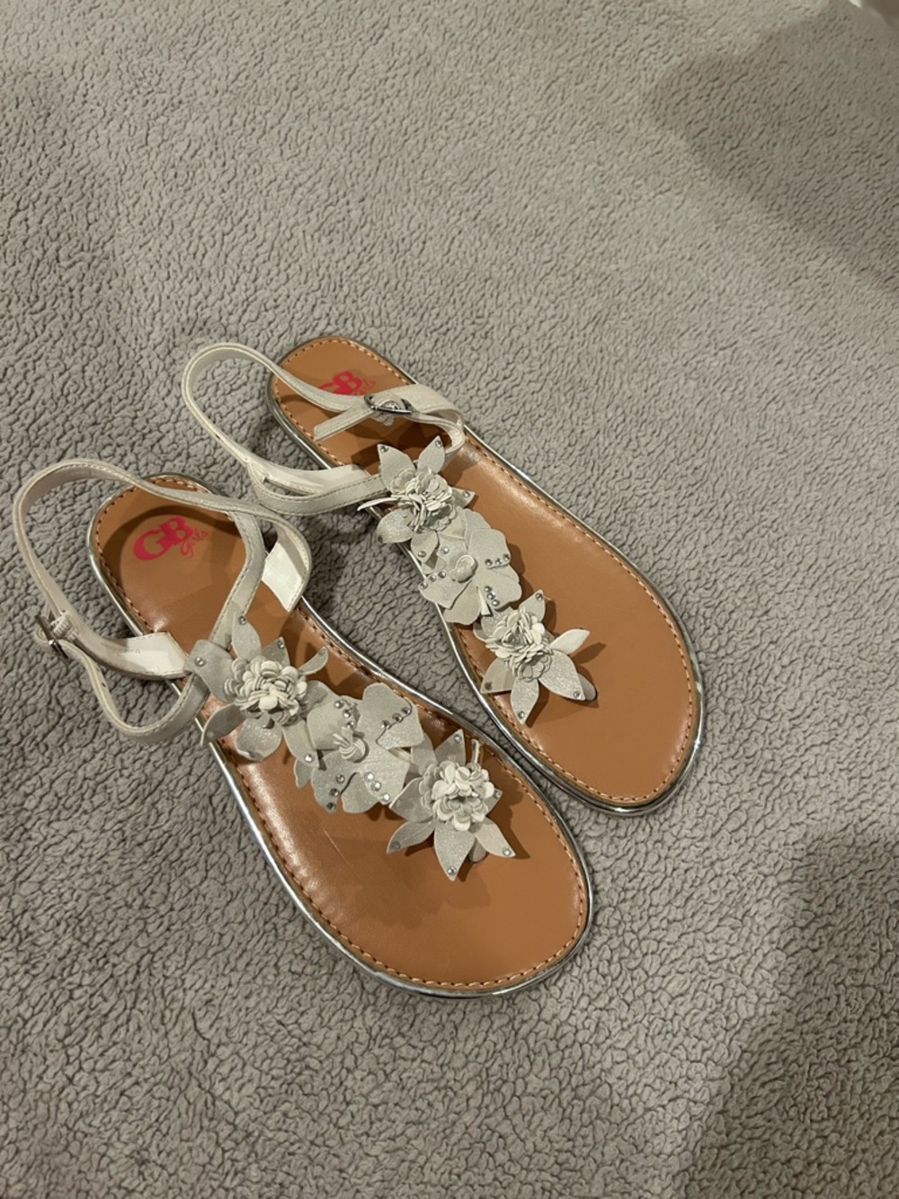 GB Girls Floral T-Strap Sandals in Silver size 5